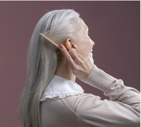 How to Transform Coarse Grey Hair into a Smooth, Luminous Mane