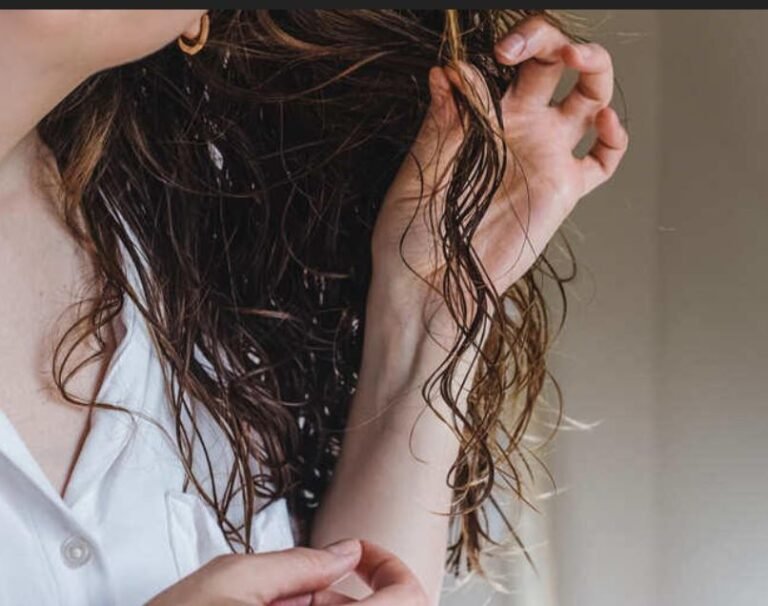 6 Hair Washing Mistakes That May Be Damaging Your Hair (And How to Fix Them)