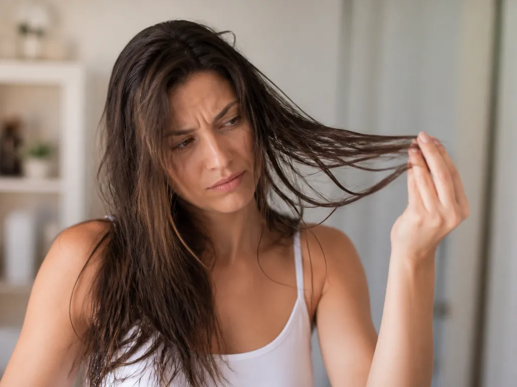 Does conditioner weigh down hair?